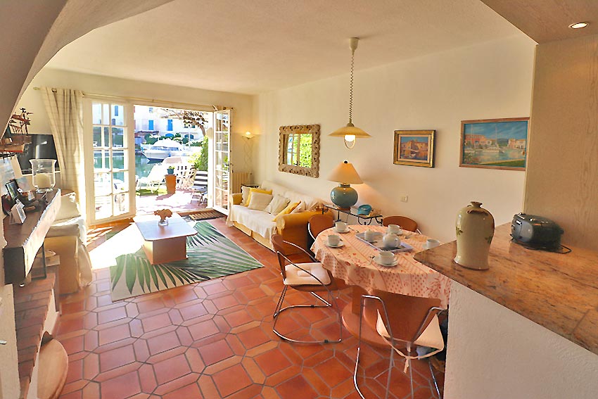 713v APPARTEMENT a vendre PORT COGOLIN