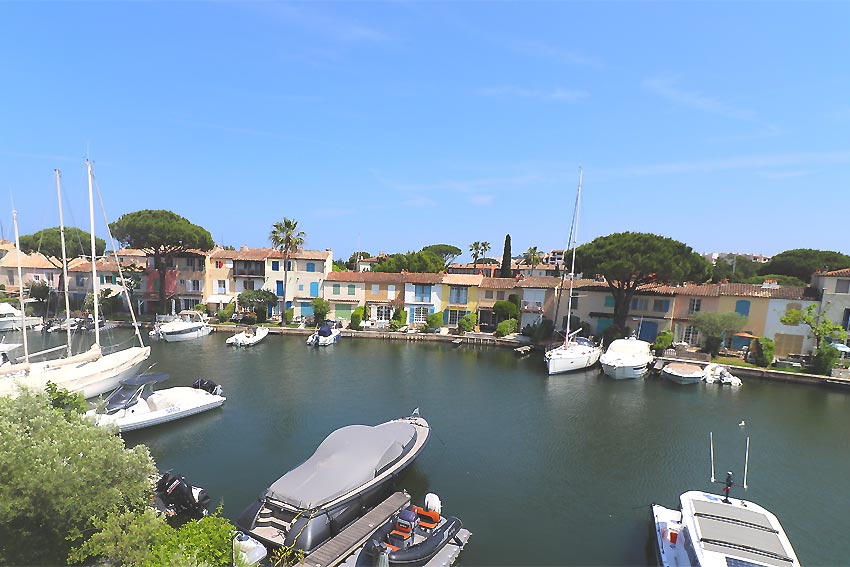 727v MAISON  vendre a PORT GRIMAUD par l'agence abc immobilier
