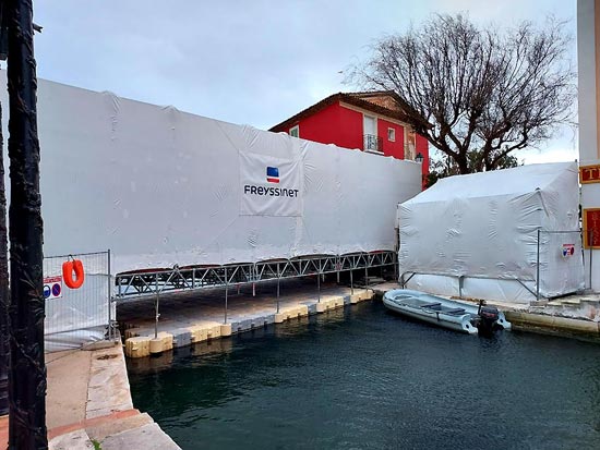 Le grand pont en travaux  PORT GRIMAUD